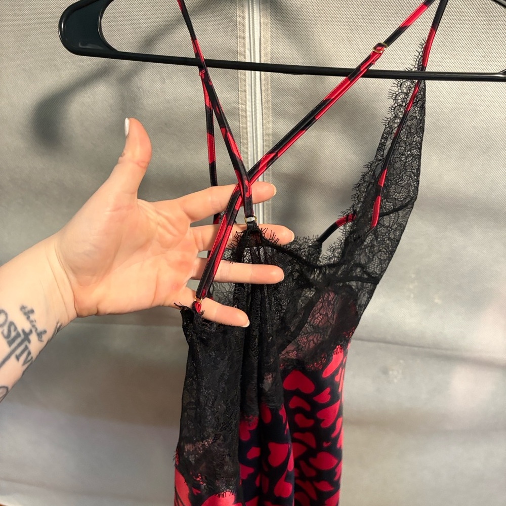 Victoria's Secret Red and Black Heart Chemise - Picture 6 of 8